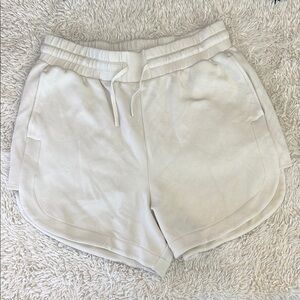 Varley Keely High Rise Short 4 double soft cram color size Large